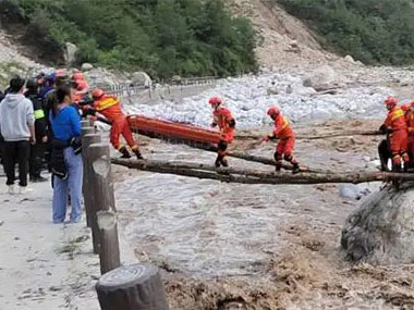 瀘定地震已造成74人（rén）遇難